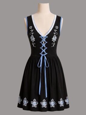 Vintage Dirndl.com Embroidered Mini Dress